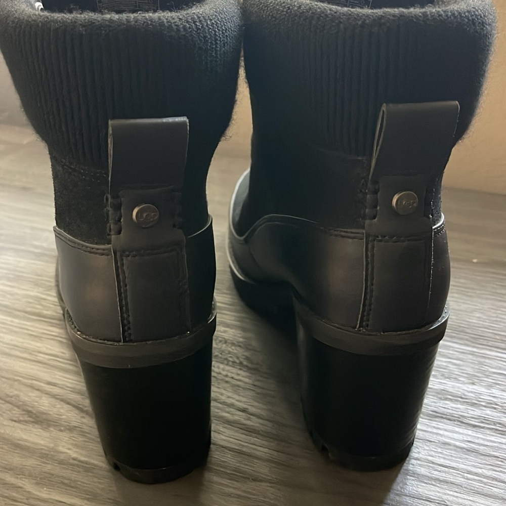 Ugg Redwood Lace Up Chunky Heel Boots - Picture 6 of 11